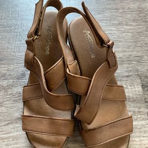 Platform Sandals 8.5